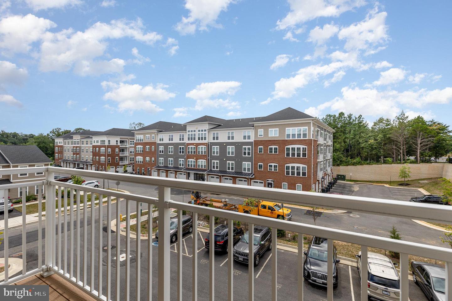 3720 HAVERTILL LN #303, WOODBRIDGE, Virginia 22193, 2 Bedrooms Bedrooms, ,2 BathroomsBathrooms,Residential,For sale,3720 HAVERTILL LN #303,VAPW2097548 MLS # VAPW2097548
