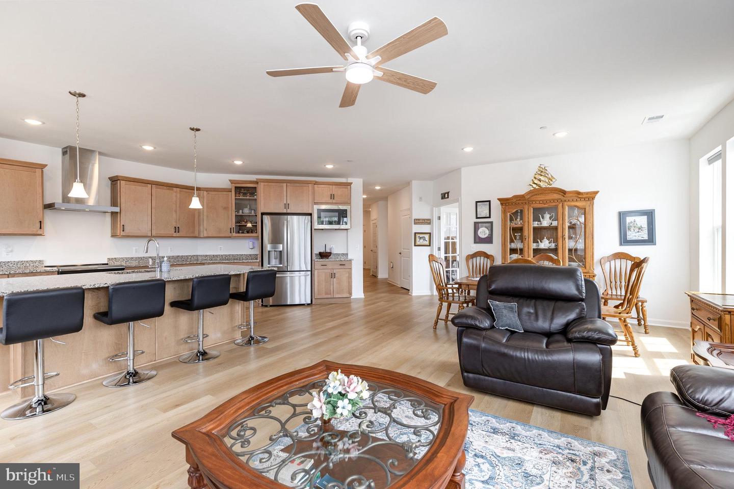 3720 HAVERTILL LN #303, WOODBRIDGE, Virginia 22193, 2 Bedrooms Bedrooms, ,2 BathroomsBathrooms,Residential,For sale,3720 HAVERTILL LN #303,VAPW2097548 MLS # VAPW2097548