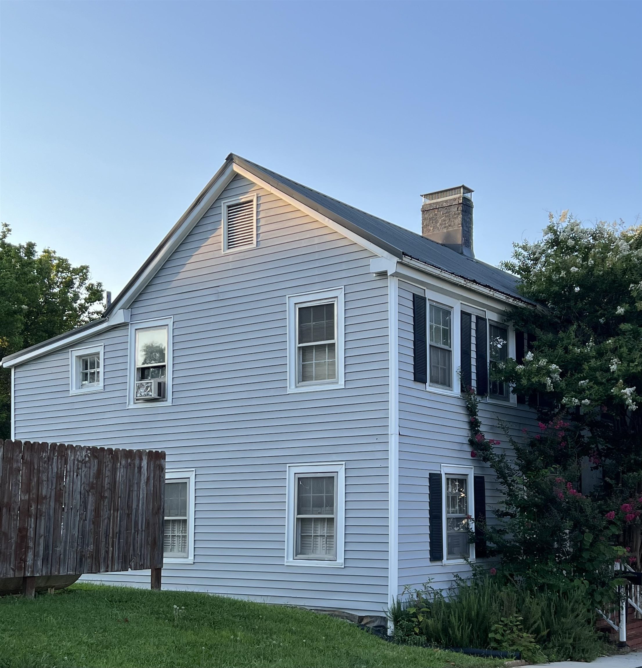 77 MAIN ST, GREENVILLE, Virginia 24440, 4 Bedrooms Bedrooms, ,1 BathroomBathrooms,Residential,