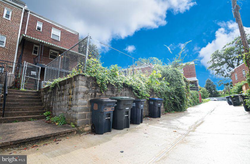 719 ONEIDA PL NW, WASHINGTON, District Of Columbia 20011, 3 Bedrooms Bedrooms, ,1 BathroomBathrooms,Residential,For sale,719 ONEIDA PL NW,DCDC2208542 MLS # DCDC2208542
