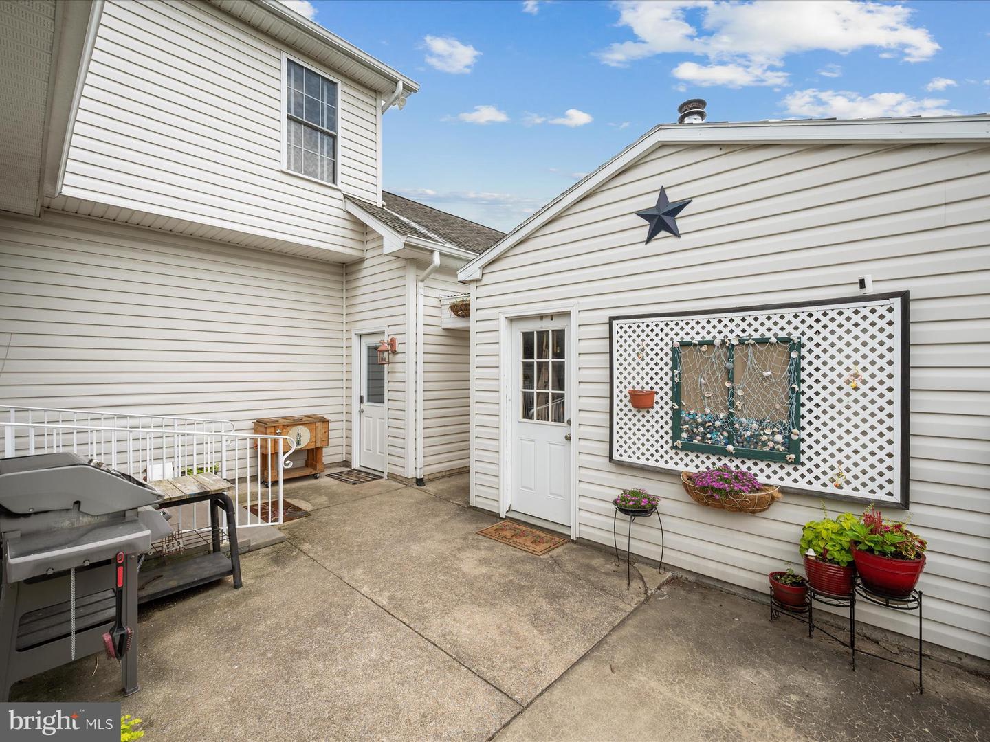 765 GUN CLUB RD, STEPHENSON, Virginia 22656, 4 Bedrooms Bedrooms, ,3 BathroomsBathrooms,Residential,For sale,765 GUN CLUB RD,VAFV2035206 MLS # VAFV2035206