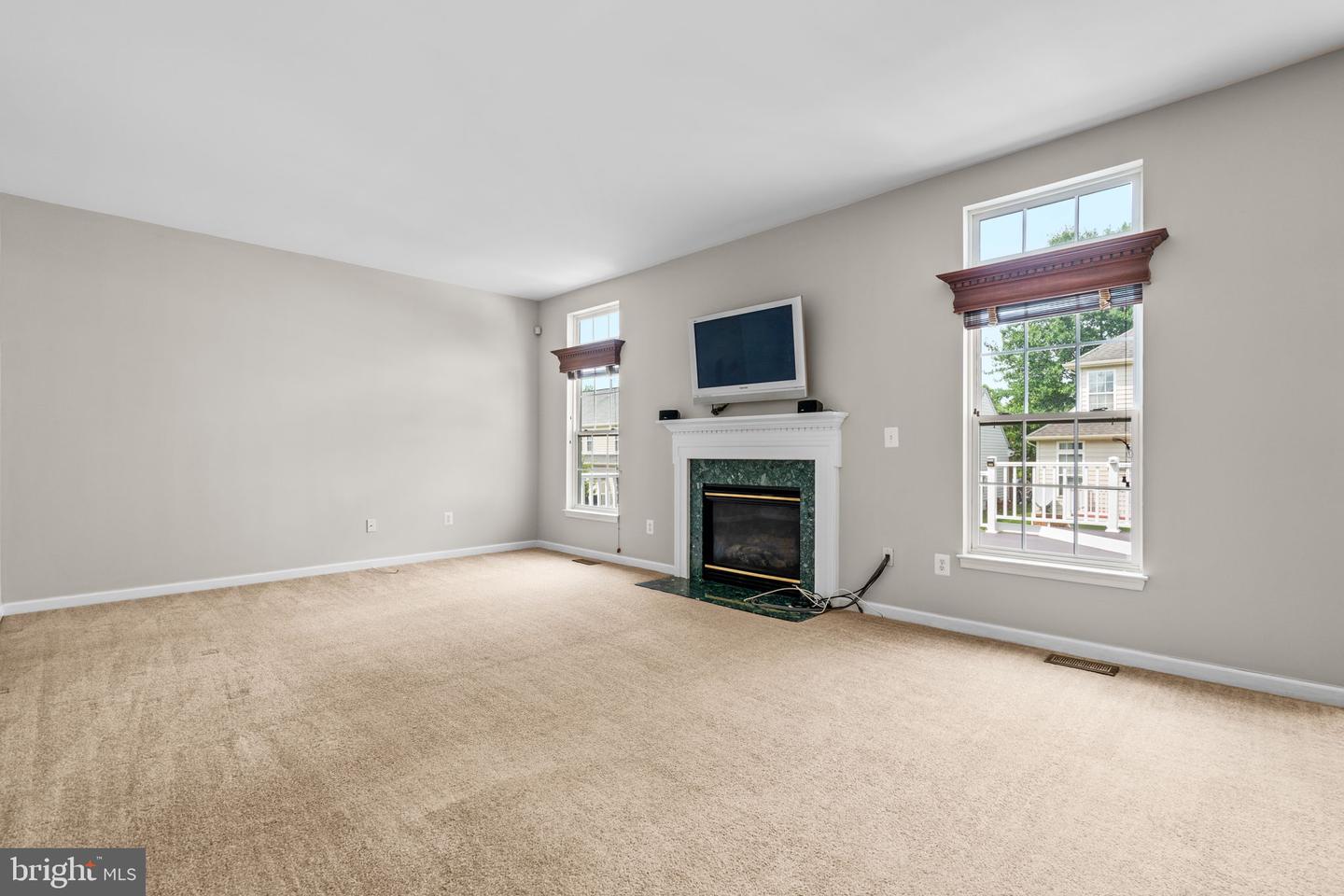 6533 ATKINS WAY, GAINESVILLE, Virginia 20155, 4 Bedrooms Bedrooms, ,3 BathroomsBathrooms,Residential,For sale,6533 ATKINS WAY,VAPW2099924 MLS # VAPW2099924