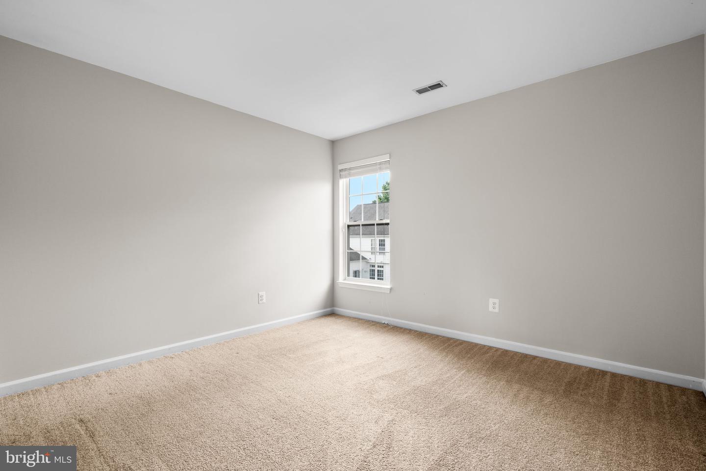 6533 ATKINS WAY, GAINESVILLE, Virginia 20155, 4 Bedrooms Bedrooms, ,3 BathroomsBathrooms,Residential,For sale,6533 ATKINS WAY,VAPW2099924 MLS # VAPW2099924