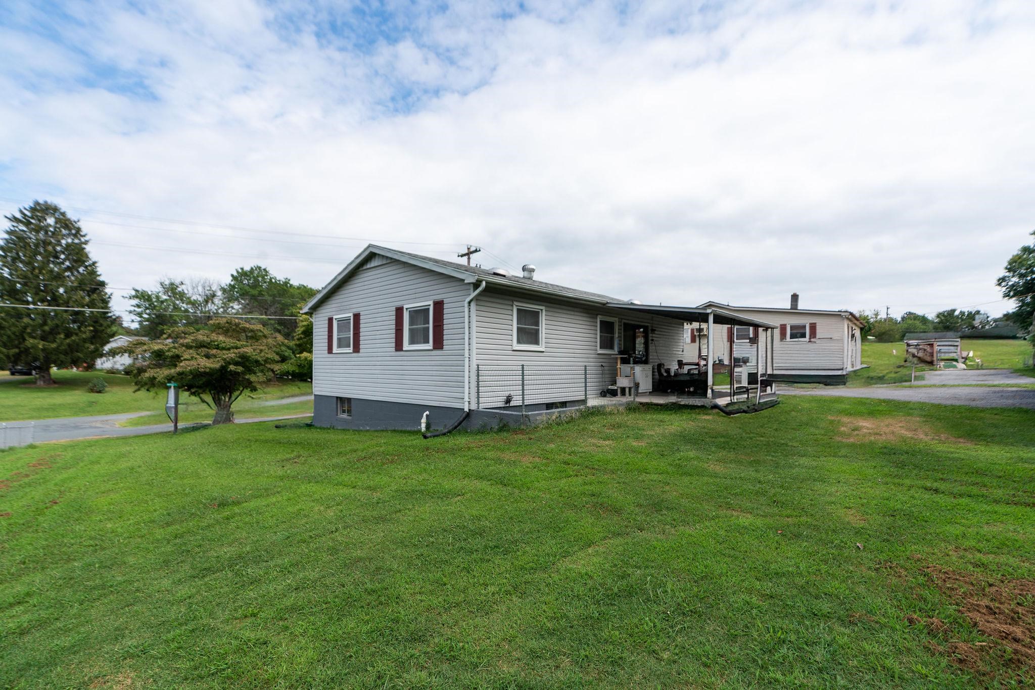 26 MAPLE DR, VERONA, Virginia 24482, 2 Bedrooms Bedrooms, ,1 BathroomBathrooms,Residential,26 MAPLE DR,668096 MLS # 668096