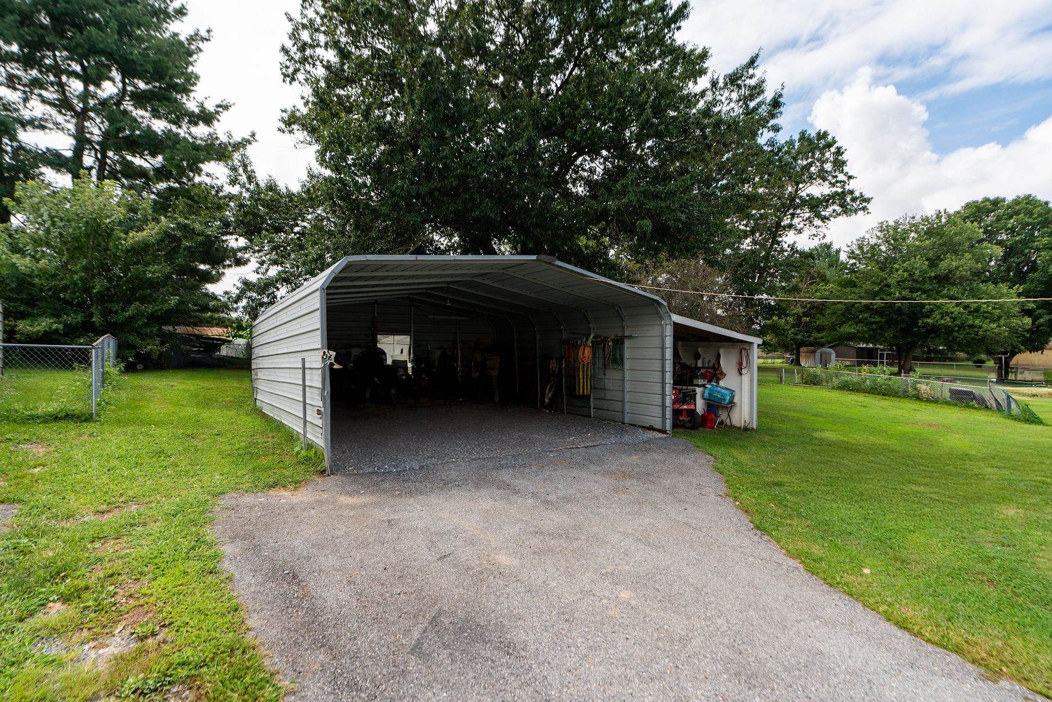 26 MAPLE DR, VERONA, Virginia 24482, 2 Bedrooms Bedrooms, ,1 BathroomBathrooms,Residential,26 MAPLE DR,668096 MLS # 668096