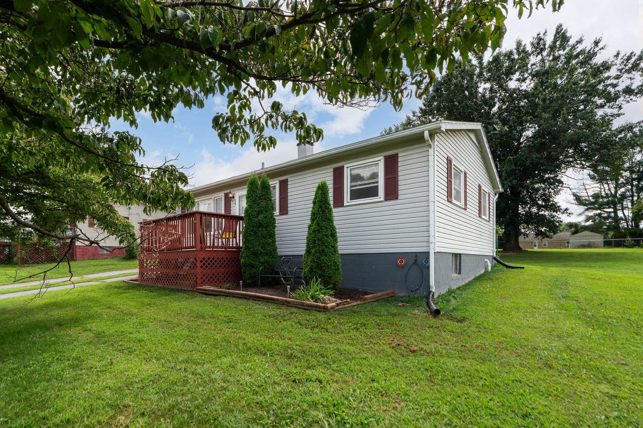 26 MAPLE DR, VERONA, Virginia 24482, 2 Bedrooms Bedrooms, ,1 BathroomBathrooms,Residential,26 MAPLE DR,668096 MLS # 668096
