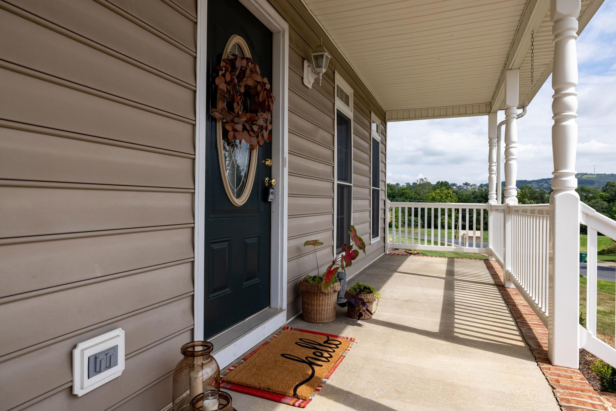 259 ROBIN ROOST CT, BROADWAY, Virginia 22815, 4 Bedrooms Bedrooms, ,2 BathroomsBathrooms,Residential,259 ROBIN ROOST CT,668102 MLS # 668102