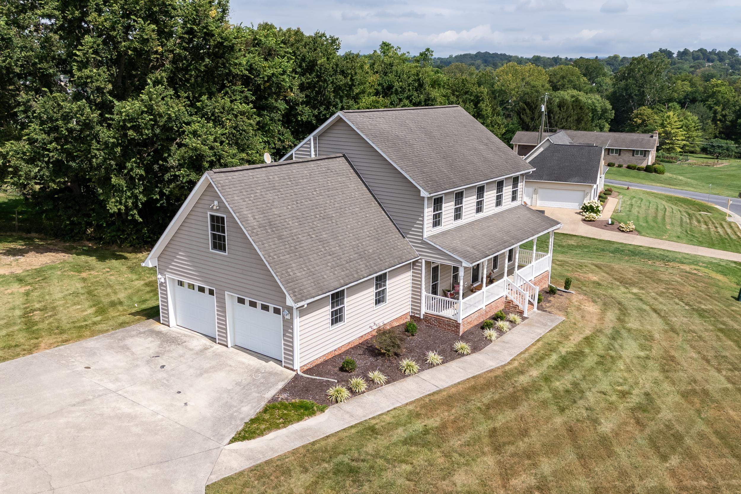259 ROBIN ROOST CT, BROADWAY, Virginia 22815, 4 Bedrooms Bedrooms, ,2 BathroomsBathrooms,Residential,259 ROBIN ROOST CT,668102 MLS # 668102