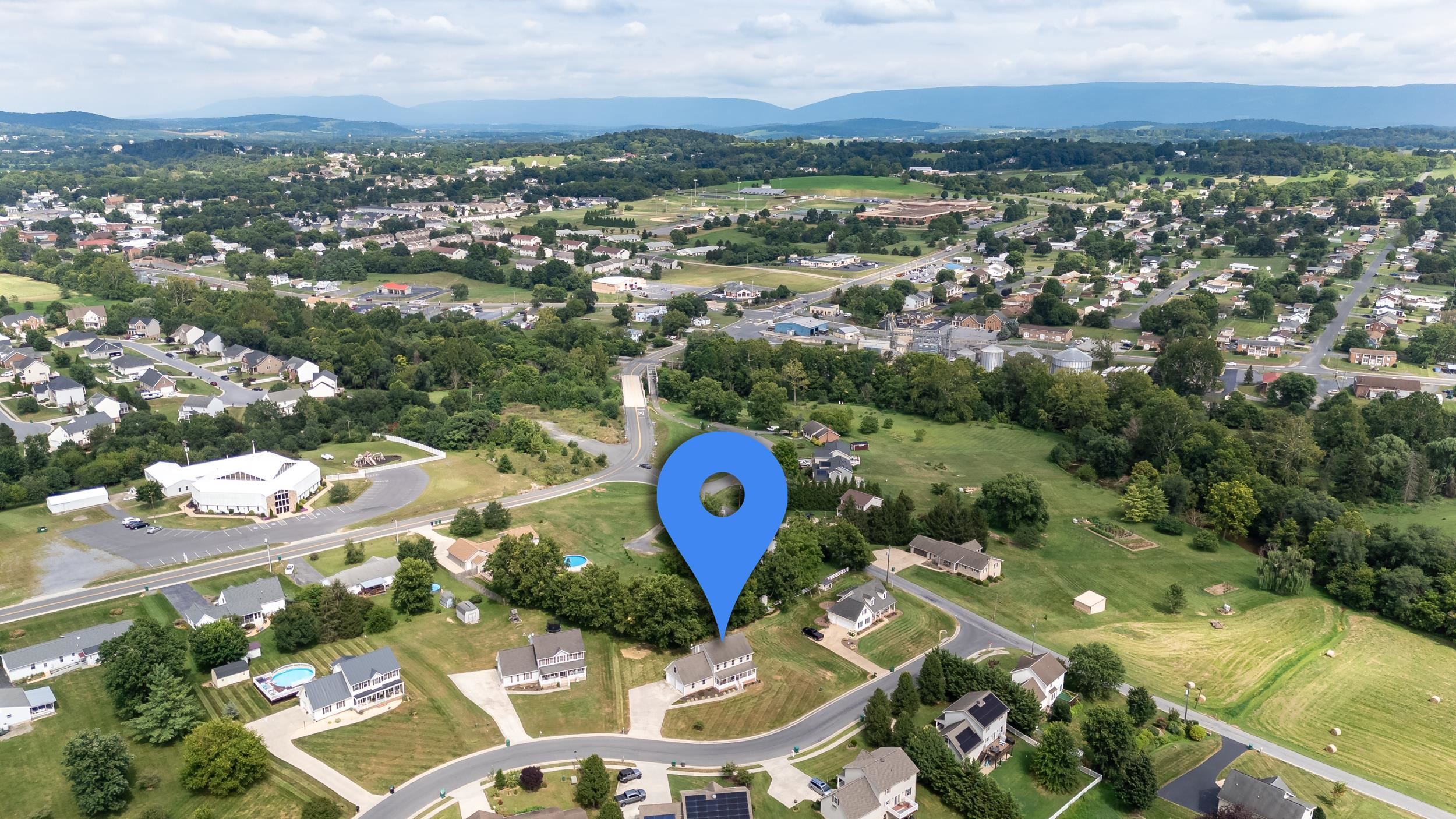 259 ROBIN ROOST CT, BROADWAY, Virginia 22815, 4 Bedrooms Bedrooms, ,2 BathroomsBathrooms,Residential,259 ROBIN ROOST CT,668102 MLS # 668102