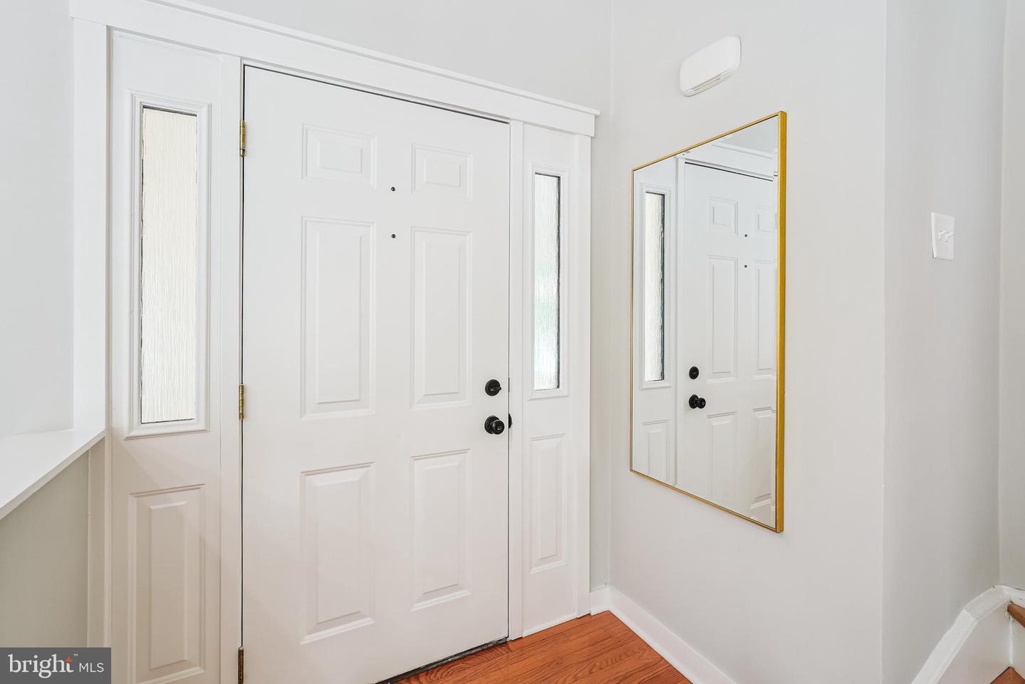 276 W MEADOWLAND LN W, STERLING, Virginia 20164, 4 Bedrooms Bedrooms, ,2 BathroomsBathrooms,Residential,For sale,276 W MEADOWLAND LN W,VALO2103666 MLS # VALO2103666
