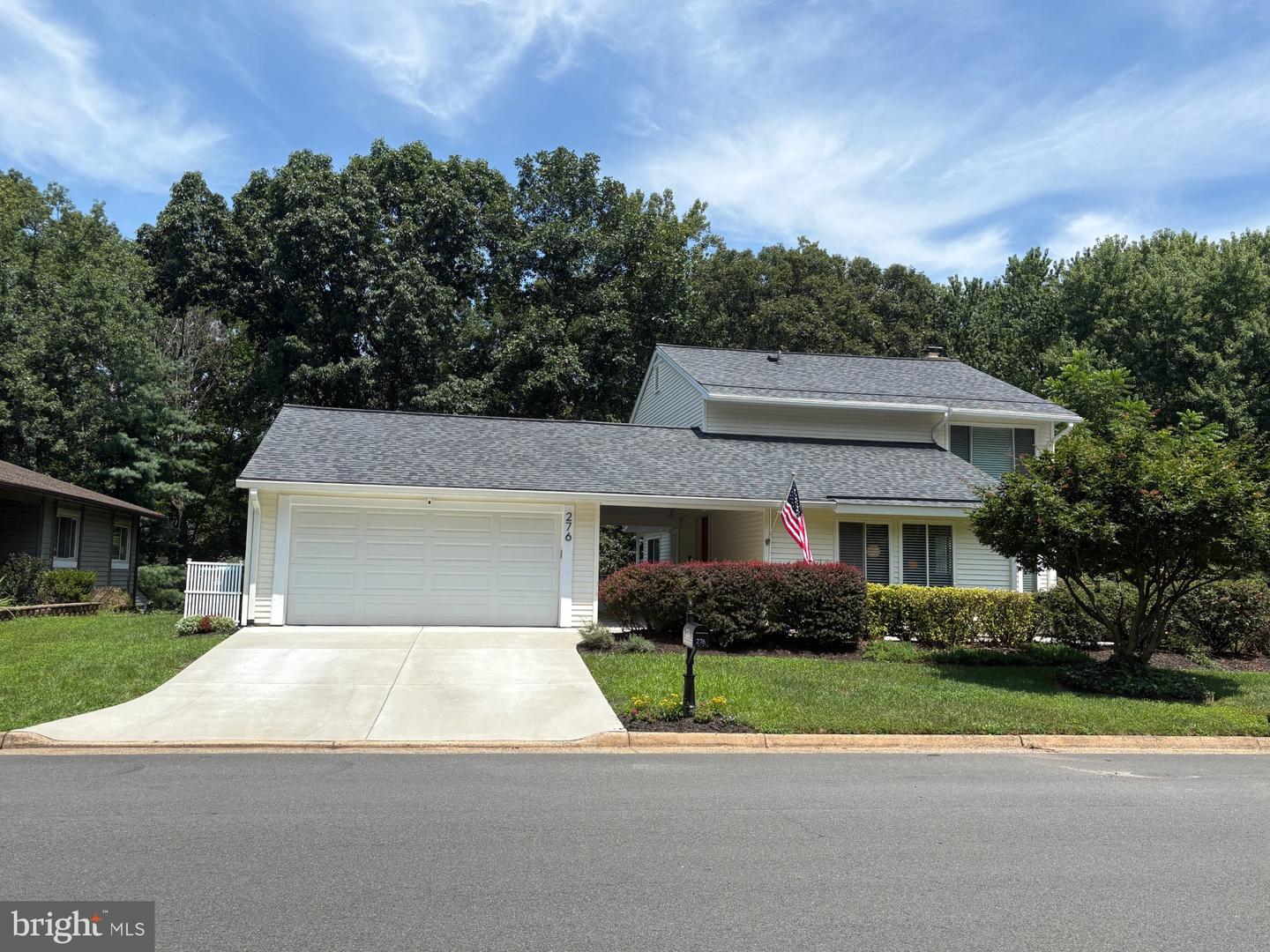 276 W MEADOWLAND LN W, STERLING, Virginia 20164, 4 Bedrooms Bedrooms, ,2 BathroomsBathrooms,Residential,For sale,276 W MEADOWLAND LN W,VALO2103666 MLS # VALO2103666