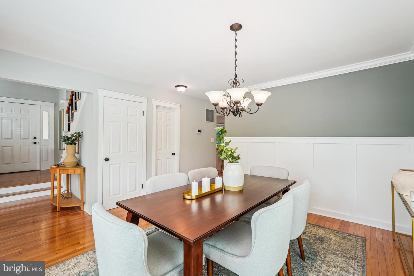 276 W MEADOWLAND LN W, STERLING, Virginia 20164, 4 Bedrooms Bedrooms, ,2 BathroomsBathrooms,Residential,For sale,276 W MEADOWLAND LN W,VALO2103666 MLS # VALO2103666