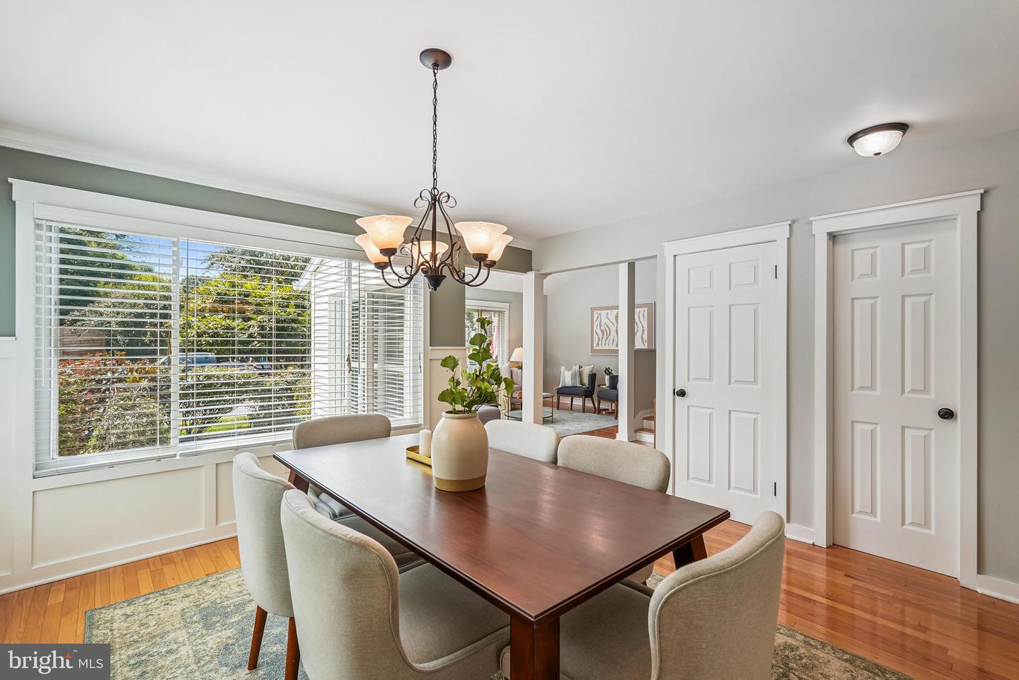 276 W MEADOWLAND LN W, STERLING, Virginia 20164, 4 Bedrooms Bedrooms, ,2 BathroomsBathrooms,Residential,For sale,276 W MEADOWLAND LN W,VALO2103666 MLS # VALO2103666