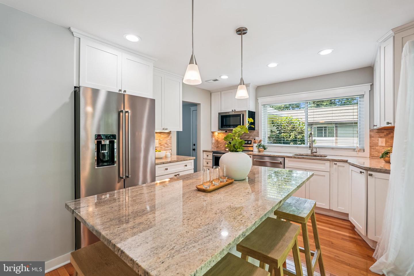 276 W MEADOWLAND LN W, STERLING, Virginia 20164, 4 Bedrooms Bedrooms, ,2 BathroomsBathrooms,Residential,For sale,276 W MEADOWLAND LN W,VALO2103666 MLS # VALO2103666