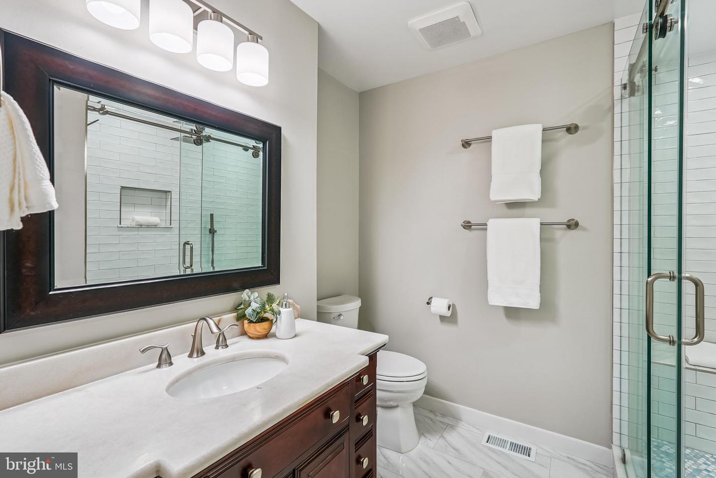 276 W MEADOWLAND LN W, STERLING, Virginia 20164, 4 Bedrooms Bedrooms, ,2 BathroomsBathrooms,Residential,For sale,276 W MEADOWLAND LN W,VALO2103666 MLS # VALO2103666
