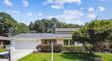 276 W MEADOWLAND LN W, STERLING, Virginia 20164, 4 Bedrooms Bedrooms, ,2 BathroomsBathrooms,Residential,For sale,276 W MEADOWLAND LN W,VALO2103666 MLS # VALO2103666