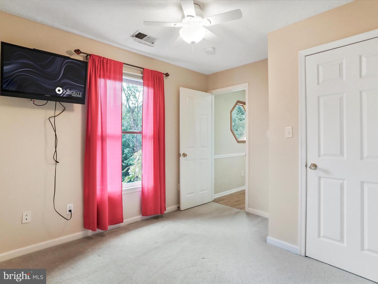 237 TAYLOR RD, FRONT ROYAL, Virginia 22630, 4 Bedrooms Bedrooms, ,3 BathroomsBathrooms,Residential,For sale,237 TAYLOR RD,VAWR2011880 MLS # VAWR2011880