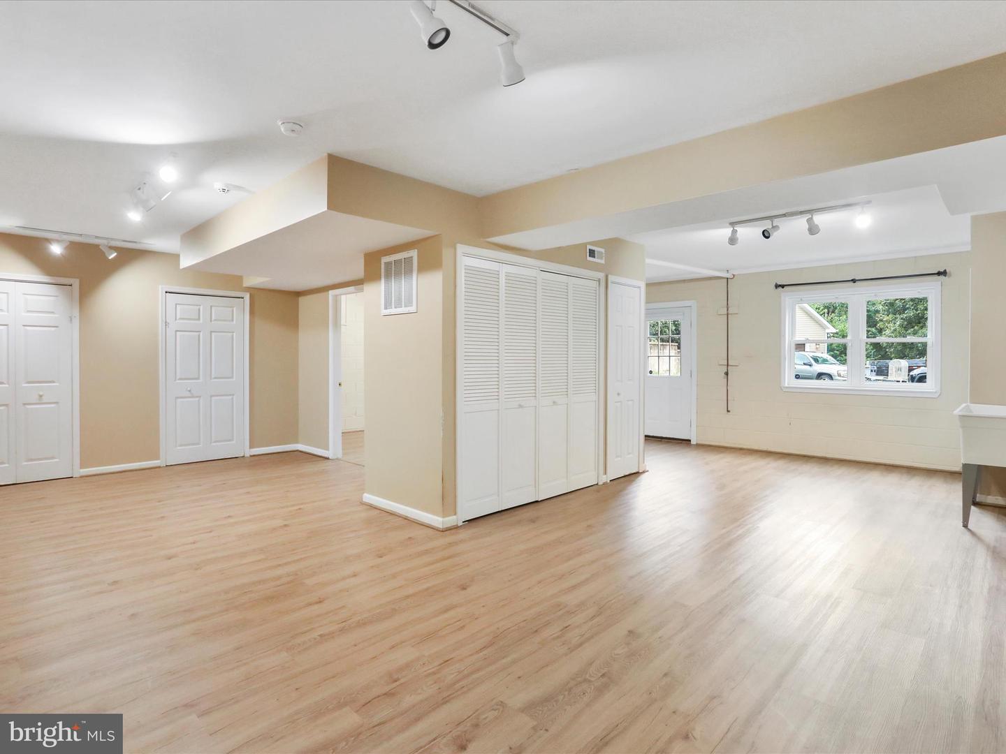 237 TAYLOR RD, FRONT ROYAL, Virginia 22630, 4 Bedrooms Bedrooms, ,3 BathroomsBathrooms,Residential,For sale,237 TAYLOR RD,VAWR2011880 MLS # VAWR2011880