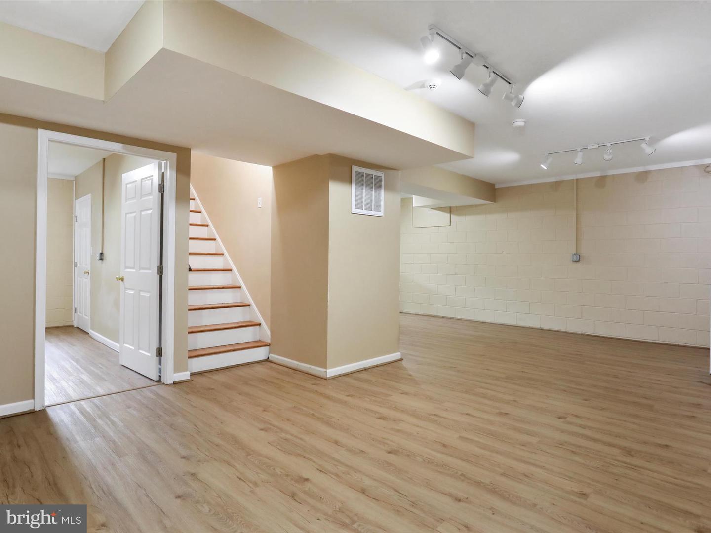 237 TAYLOR RD, FRONT ROYAL, Virginia 22630, 4 Bedrooms Bedrooms, ,3 BathroomsBathrooms,Residential,For sale,237 TAYLOR RD,VAWR2011880 MLS # VAWR2011880