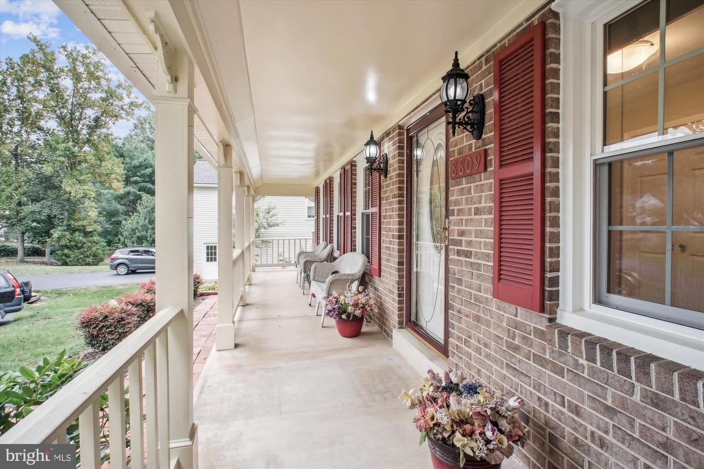 8809 SHADOWLAKE WAY, SPRINGFIELD, Virginia 22153, 4 Bedrooms Bedrooms, ,3 BathroomsBathrooms,Residential,For sale,8809 SHADOWLAKE WAY,VAFX2259630 MLS # VAFX2259630