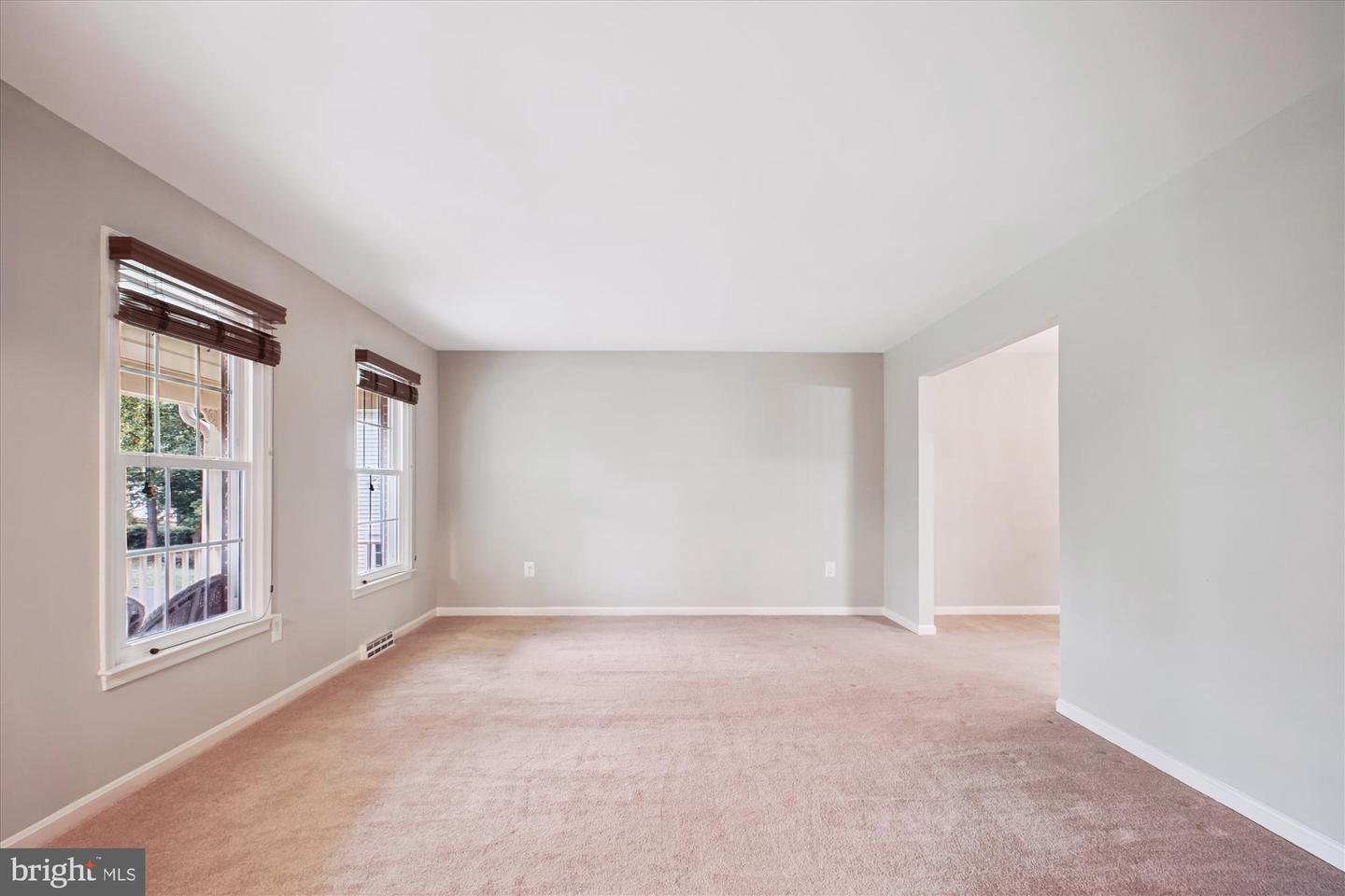 8809 SHADOWLAKE WAY, SPRINGFIELD, Virginia 22153, 4 Bedrooms Bedrooms, ,3 BathroomsBathrooms,Residential,For sale,8809 SHADOWLAKE WAY,VAFX2259630 MLS # VAFX2259630