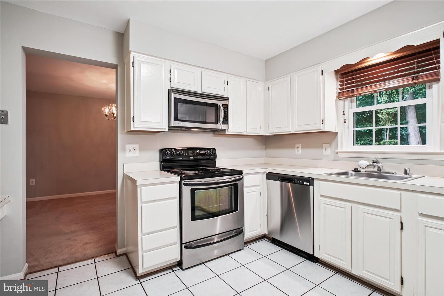 8809 SHADOWLAKE WAY, SPRINGFIELD, Virginia 22153, 4 Bedrooms Bedrooms, ,3 BathroomsBathrooms,Residential,For sale,8809 SHADOWLAKE WAY,VAFX2259630 MLS # VAFX2259630