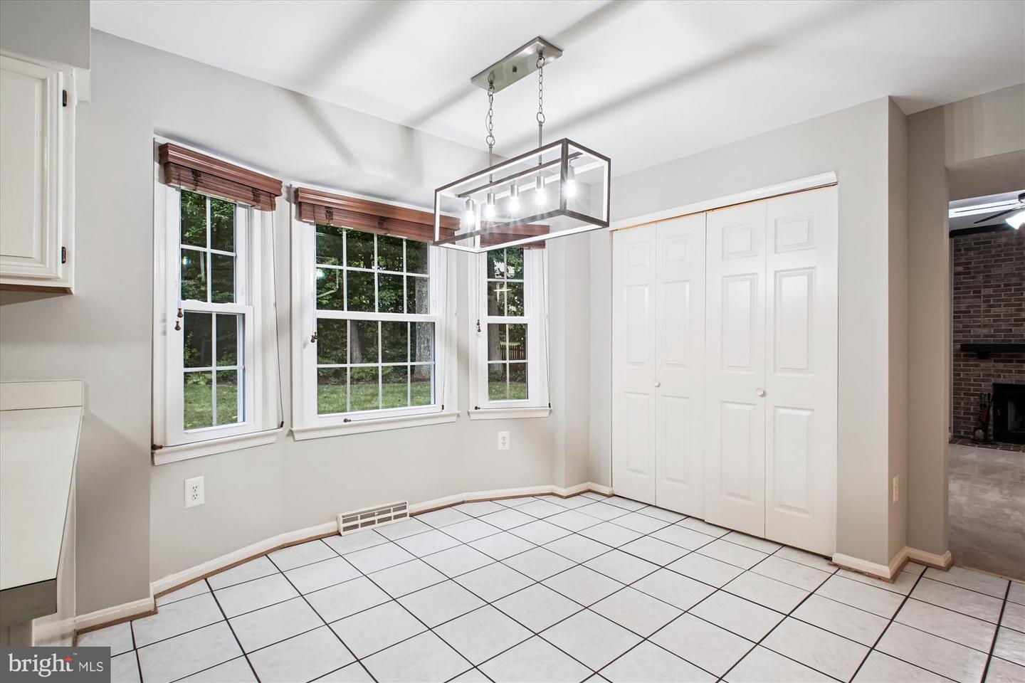 8809 SHADOWLAKE WAY, SPRINGFIELD, Virginia 22153, 4 Bedrooms Bedrooms, ,3 BathroomsBathrooms,Residential,For sale,8809 SHADOWLAKE WAY,VAFX2259630 MLS # VAFX2259630