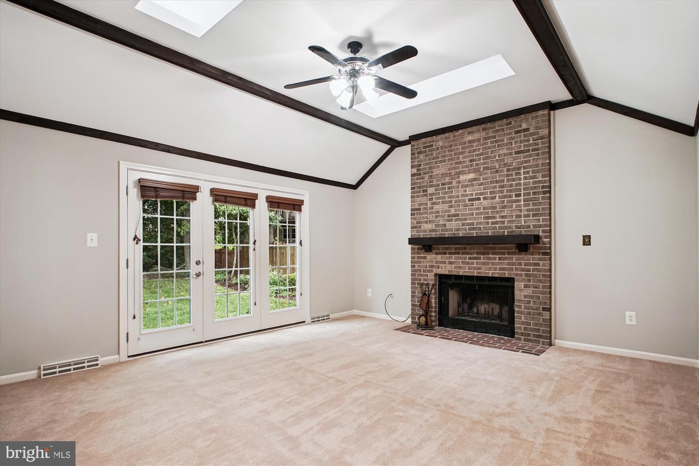 8809 SHADOWLAKE WAY, SPRINGFIELD, Virginia 22153, 4 Bedrooms Bedrooms, ,3 BathroomsBathrooms,Residential,For sale,8809 SHADOWLAKE WAY,VAFX2259630 MLS # VAFX2259630