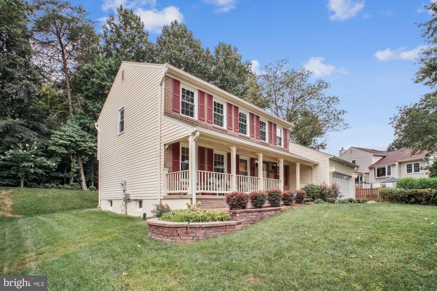8809 SHADOWLAKE WAY, SPRINGFIELD, Virginia 22153, 4 Bedrooms Bedrooms, ,3 BathroomsBathrooms,Residential,For sale,8809 SHADOWLAKE WAY,VAFX2259630 MLS # VAFX2259630