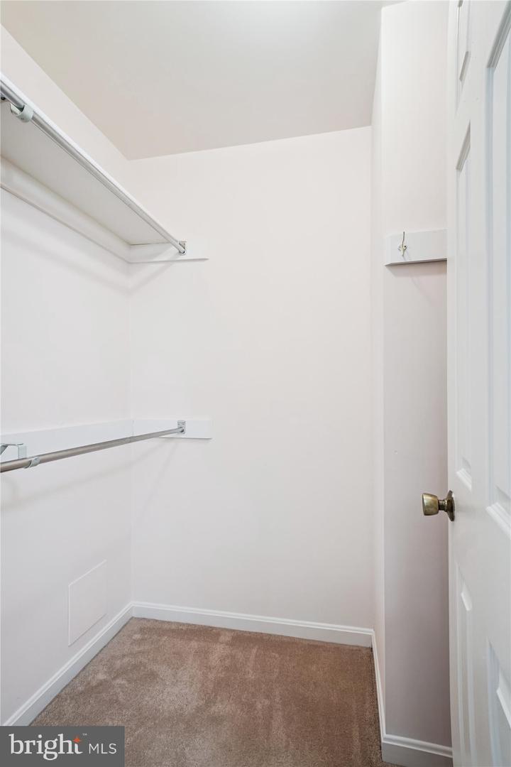 8809 SHADOWLAKE WAY, SPRINGFIELD, Virginia 22153, 4 Bedrooms Bedrooms, ,3 BathroomsBathrooms,Residential,For sale,8809 SHADOWLAKE WAY,VAFX2259630 MLS # VAFX2259630