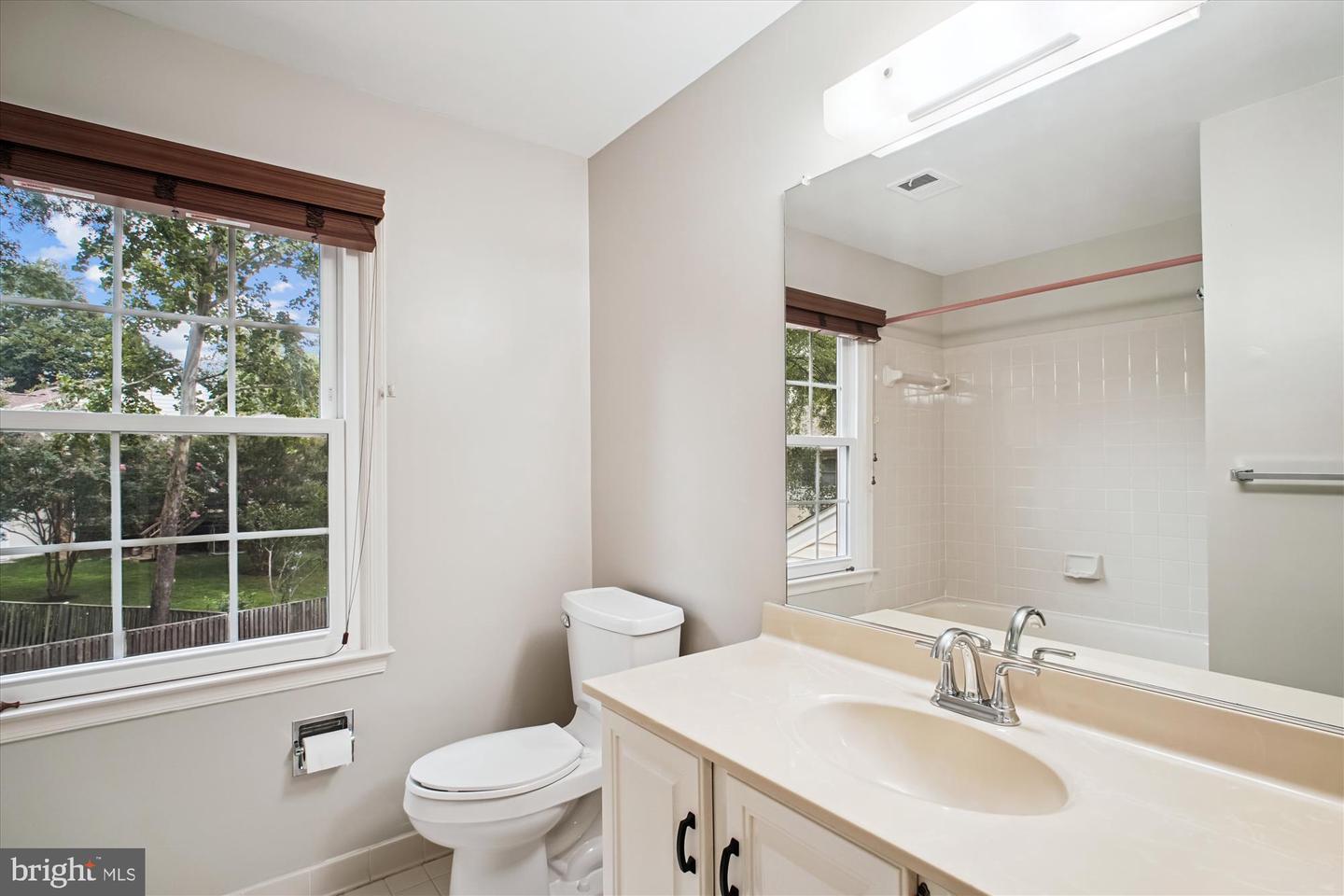 8809 SHADOWLAKE WAY, SPRINGFIELD, Virginia 22153, 4 Bedrooms Bedrooms, ,3 BathroomsBathrooms,Residential,For sale,8809 SHADOWLAKE WAY,VAFX2259630 MLS # VAFX2259630
