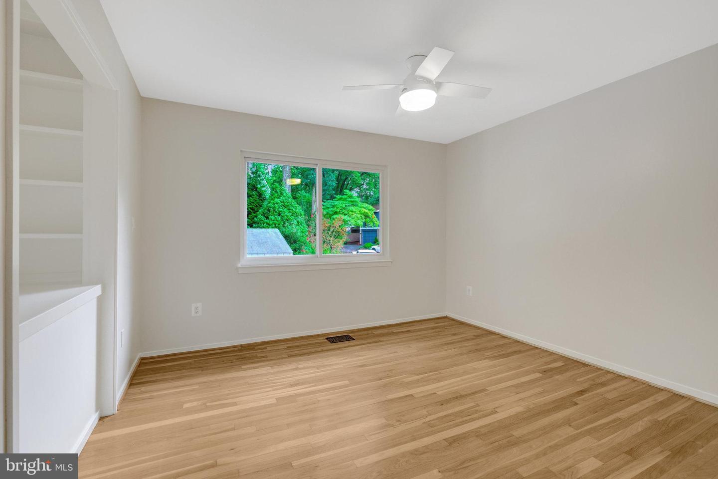 1605 GREENBRIAR CT, RESTON, Virginia 20190, 4 Bedrooms Bedrooms, ,3 BathroomsBathrooms,Residential,For sale,1605 GREENBRIAR CT,VAFX2259810 MLS # VAFX2259810