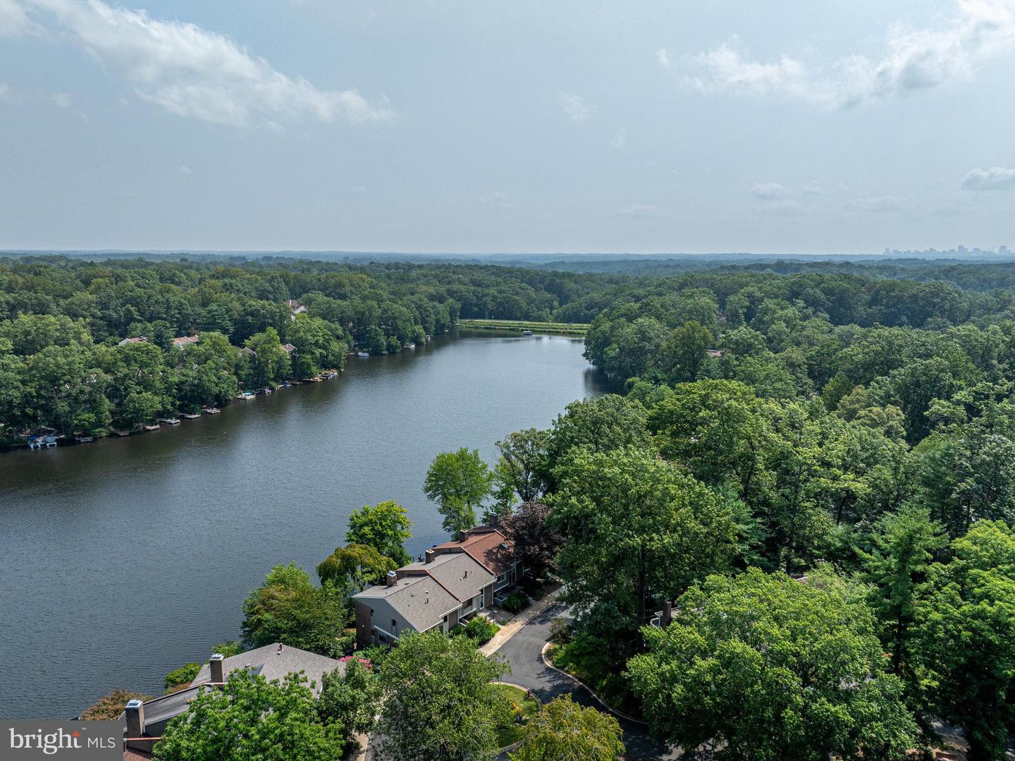 1605 GREENBRIAR CT, RESTON, Virginia 20190, 4 Bedrooms Bedrooms, ,3 BathroomsBathrooms,Residential,For sale,1605 GREENBRIAR CT,VAFX2259810 MLS # VAFX2259810