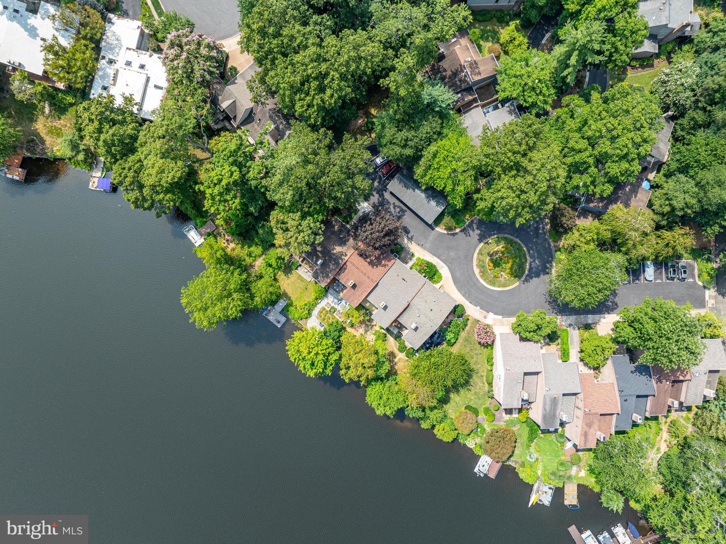 1605 GREENBRIAR CT, RESTON, Virginia 20190, 4 Bedrooms Bedrooms, ,3 BathroomsBathrooms,Residential,For sale,1605 GREENBRIAR CT,VAFX2259810 MLS # VAFX2259810