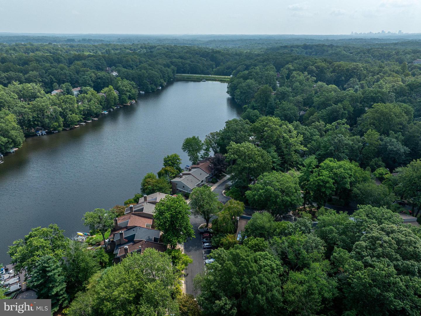 1605 GREENBRIAR CT, RESTON, Virginia 20190, 4 Bedrooms Bedrooms, ,3 BathroomsBathrooms,Residential,For sale,1605 GREENBRIAR CT,VAFX2259810 MLS # VAFX2259810
