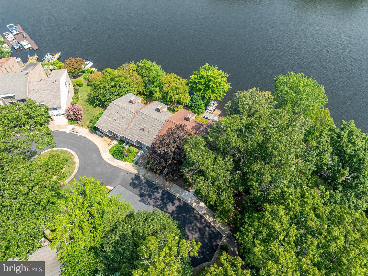 1605 GREENBRIAR CT, RESTON, Virginia 20190, 4 Bedrooms Bedrooms, ,3 BathroomsBathrooms,Residential,For sale,1605 GREENBRIAR CT,VAFX2259810 MLS # VAFX2259810