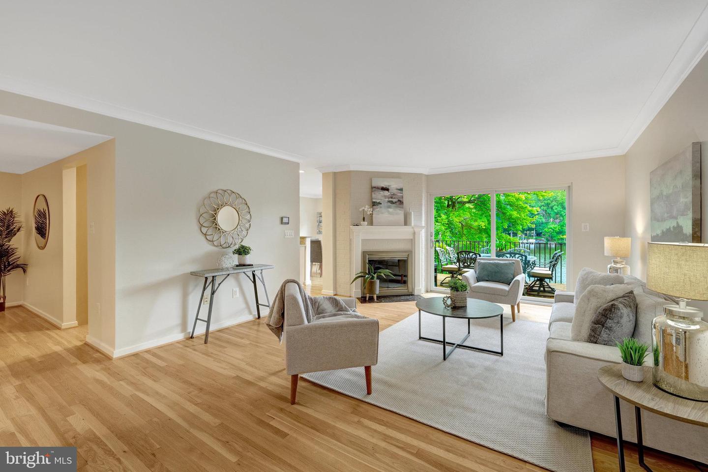 1605 GREENBRIAR CT, RESTON, Virginia 20190, 4 Bedrooms Bedrooms, ,3 BathroomsBathrooms,Residential,For sale,1605 GREENBRIAR CT,VAFX2259810 MLS # VAFX2259810