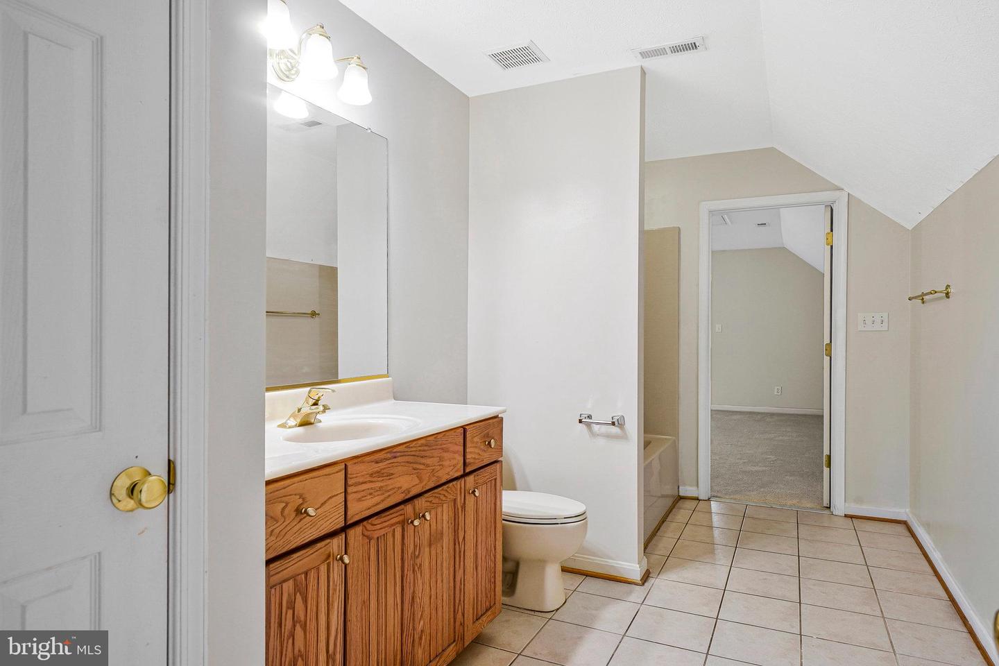 3938 REMOUNT RD, FRONT ROYAL, Virginia 22630, 5 Bedrooms Bedrooms, ,3 BathroomsBathrooms,Residential,For sale,3938 REMOUNT RD,VAWR2011916 MLS # VAWR2011916