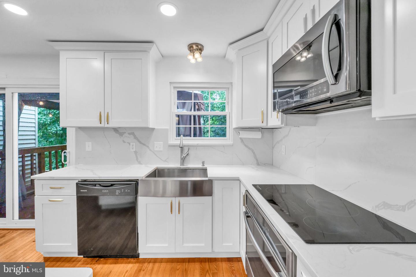5809 WATERDALE CT, CENTREVILLE, Virginia 20121, 3 Bedrooms Bedrooms, ,2 BathroomsBathrooms,Residential,For sale,5809 WATERDALE CT,VAFX2260006 MLS # VAFX2260006