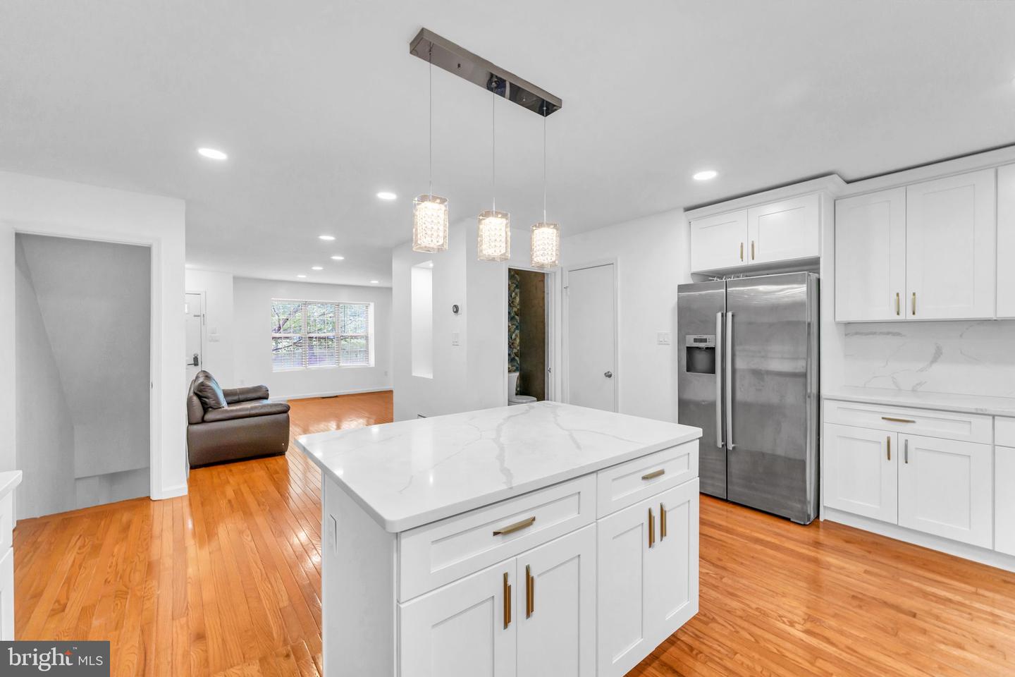 5809 WATERDALE CT, CENTREVILLE, Virginia 20121, 3 Bedrooms Bedrooms, ,2 BathroomsBathrooms,Residential,For sale,5809 WATERDALE CT,VAFX2260006 MLS # VAFX2260006