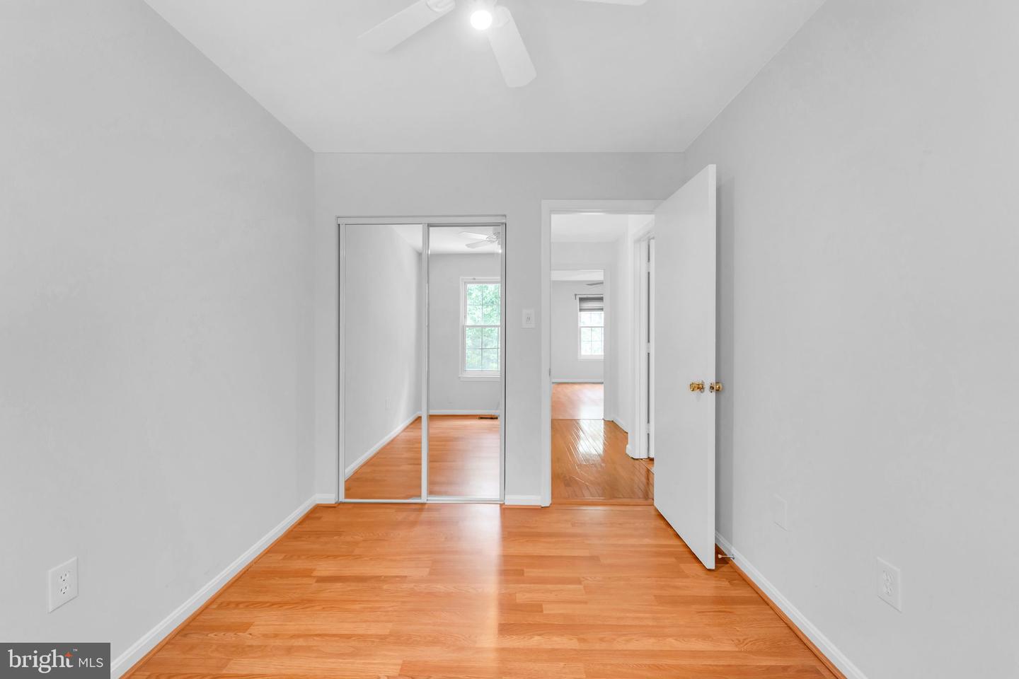 5809 WATERDALE CT, CENTREVILLE, Virginia 20121, 3 Bedrooms Bedrooms, ,2 BathroomsBathrooms,Residential,For sale,5809 WATERDALE CT,VAFX2260006 MLS # VAFX2260006
