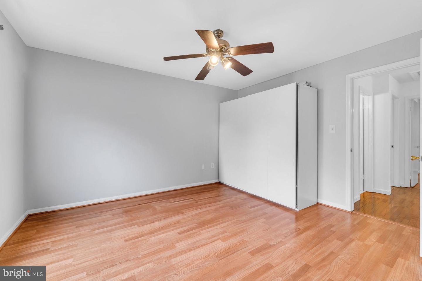 5809 WATERDALE CT, CENTREVILLE, Virginia 20121, 3 Bedrooms Bedrooms, ,2 BathroomsBathrooms,Residential,For sale,5809 WATERDALE CT,VAFX2260006 MLS # VAFX2260006
