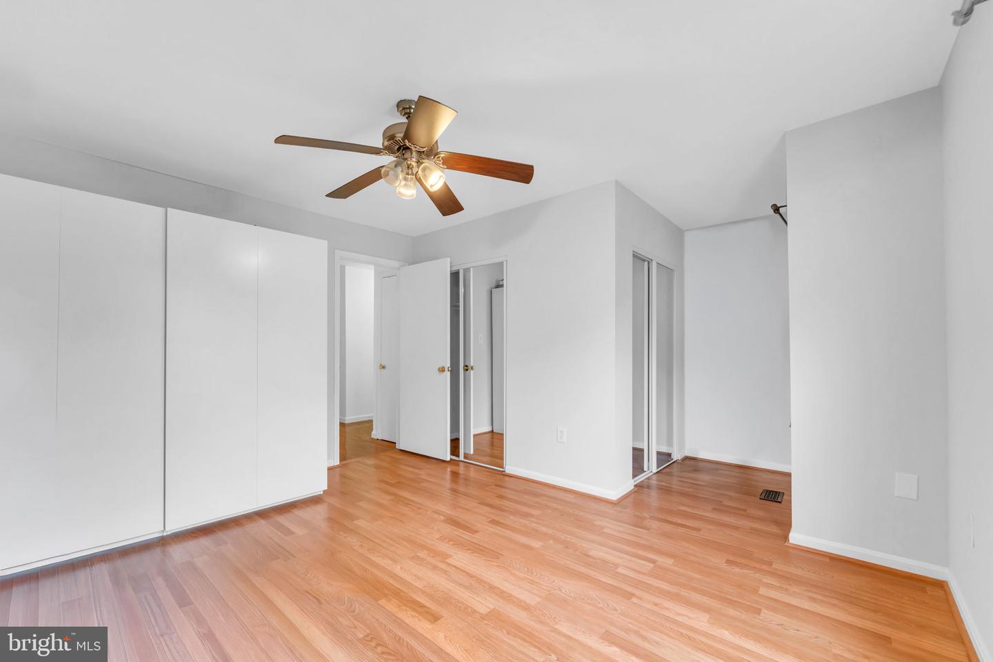 5809 WATERDALE CT, CENTREVILLE, Virginia 20121, 3 Bedrooms Bedrooms, ,2 BathroomsBathrooms,Residential,For sale,5809 WATERDALE CT,VAFX2260006 MLS # VAFX2260006