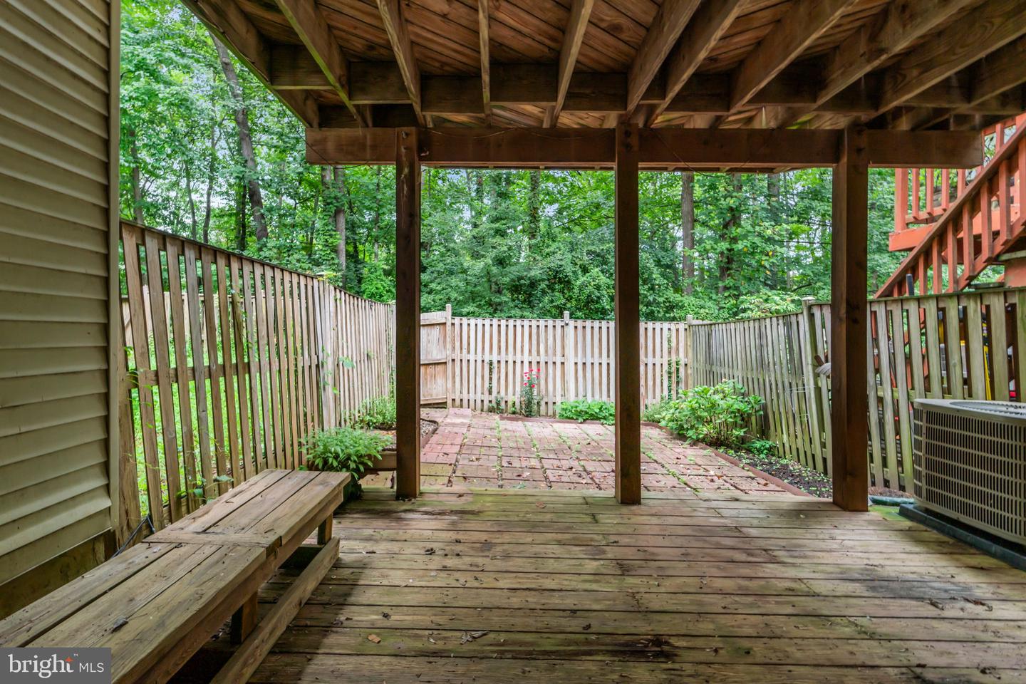 5809 WATERDALE CT, CENTREVILLE, Virginia 20121, 3 Bedrooms Bedrooms, ,2 BathroomsBathrooms,Residential,For sale,5809 WATERDALE CT,VAFX2260006 MLS # VAFX2260006