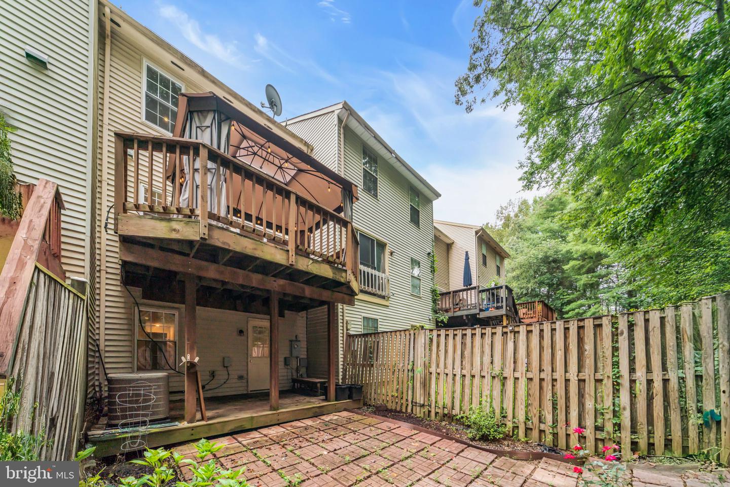 5809 WATERDALE CT, CENTREVILLE, Virginia 20121, 3 Bedrooms Bedrooms, ,2 BathroomsBathrooms,Residential,For sale,5809 WATERDALE CT,VAFX2260006 MLS # VAFX2260006