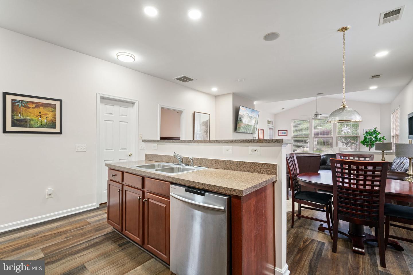 3776 BLOWING LEAF PL, DUMFRIES, Virginia 22025, 3 Bedrooms Bedrooms, 7 Rooms Rooms,2 BathroomsBathrooms,Residential,For sale,3776 BLOWING LEAF PL,VAPW2101092 MLS # VAPW2101092