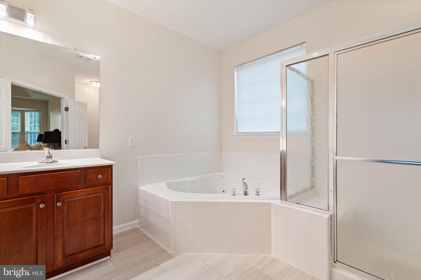 3776 BLOWING LEAF PL, DUMFRIES, Virginia 22025, 3 Bedrooms Bedrooms, 7 Rooms Rooms,2 BathroomsBathrooms,Residential,For sale,3776 BLOWING LEAF PL,VAPW2101092 MLS # VAPW2101092
