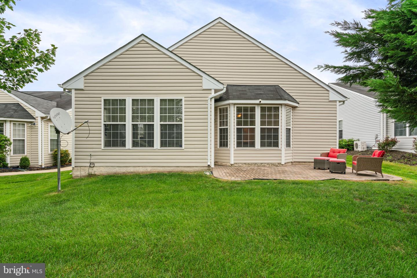 3776 BLOWING LEAF PL, DUMFRIES, Virginia 22025, 3 Bedrooms Bedrooms, 7 Rooms Rooms,2 BathroomsBathrooms,Residential,For sale,3776 BLOWING LEAF PL,VAPW2101092 MLS # VAPW2101092