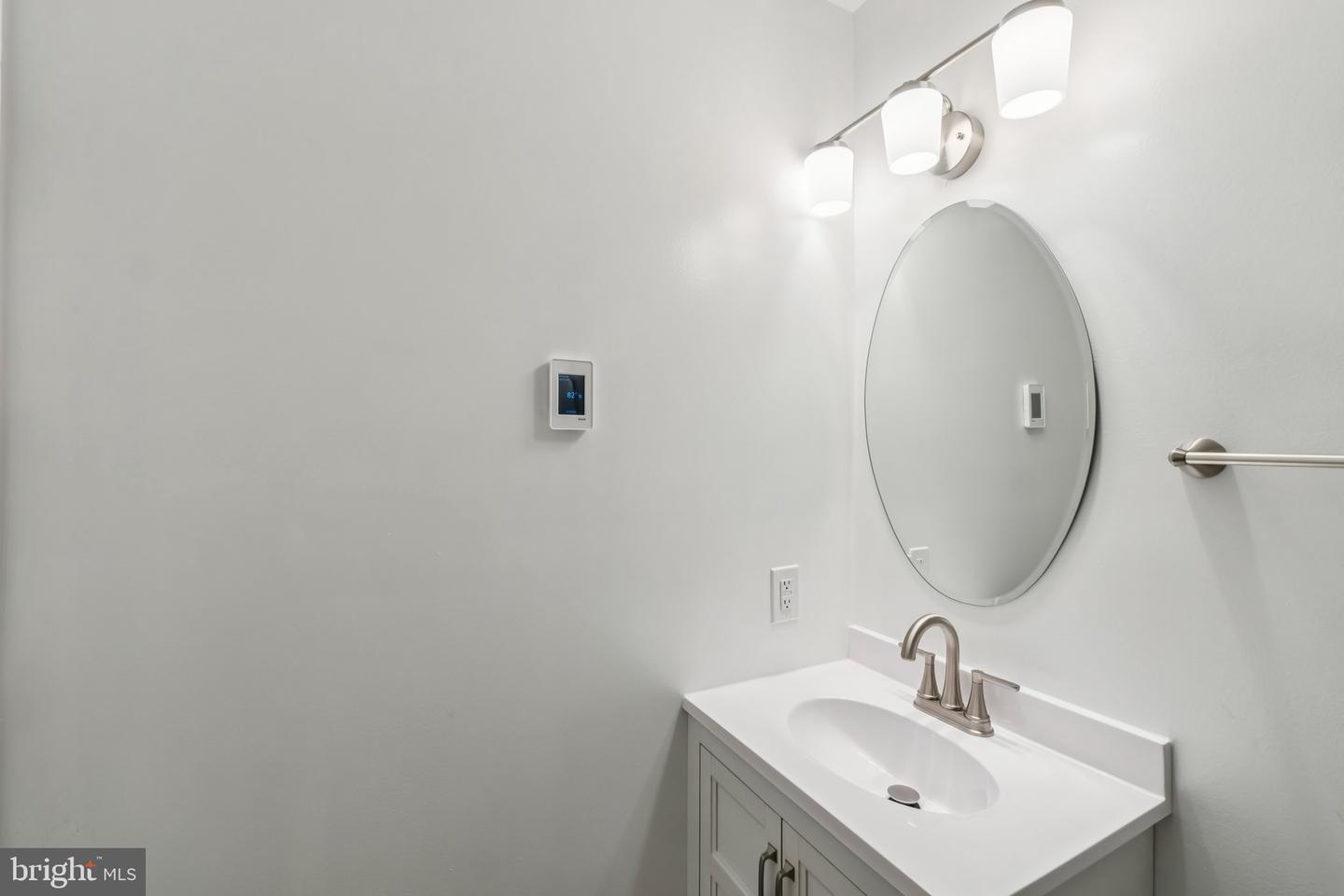 3437 SUMMIT CT NE #3437, WASHINGTON, District Of Columbia 20018, 3 Bedrooms Bedrooms, ,2 BathroomsBathrooms,Residential,For sale,3437 SUMMIT CT NE #3437,DCDC2214740 MLS # DCDC2214740