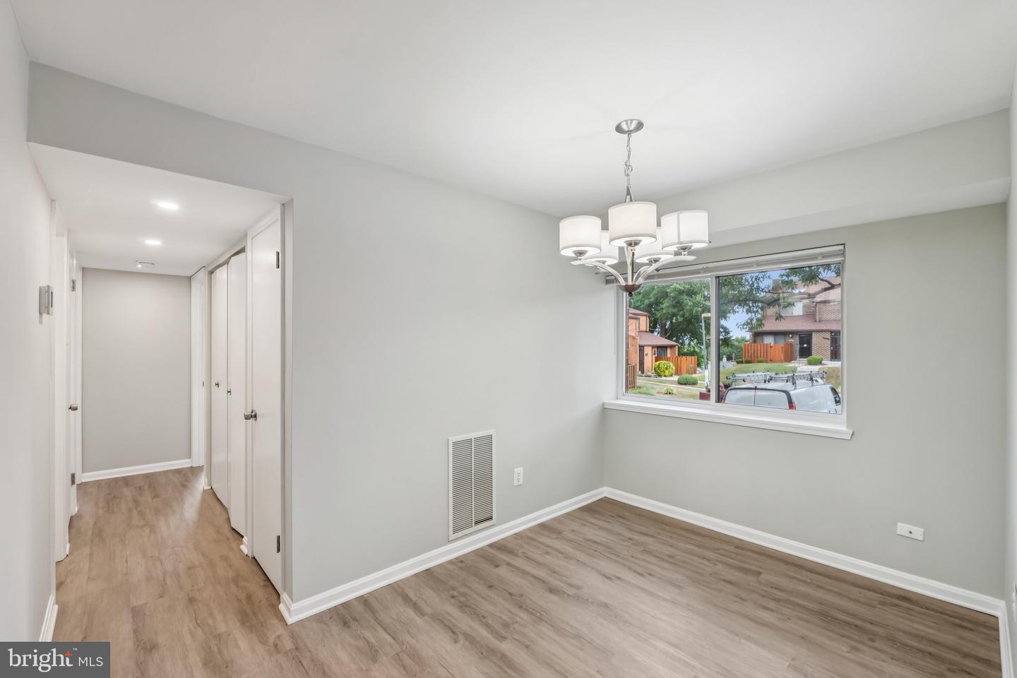 3437 SUMMIT CT NE #3437, WASHINGTON, District Of Columbia 20018, 3 Bedrooms Bedrooms, ,2 BathroomsBathrooms,Residential,For sale,3437 SUMMIT CT NE #3437,DCDC2214740 MLS # DCDC2214740